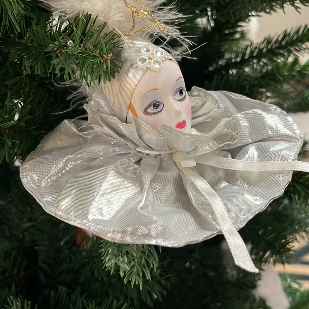 Vintage Schmid Pierrot Love Ornament - Picture 3 of 4